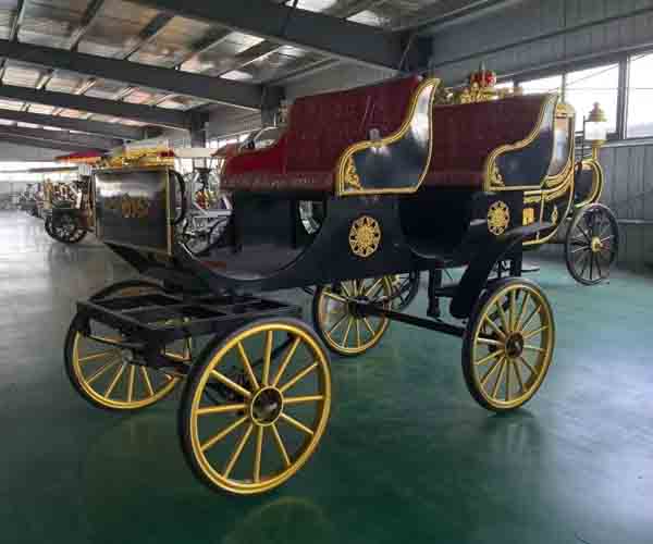 4 wheel Antique horse carriage for sale